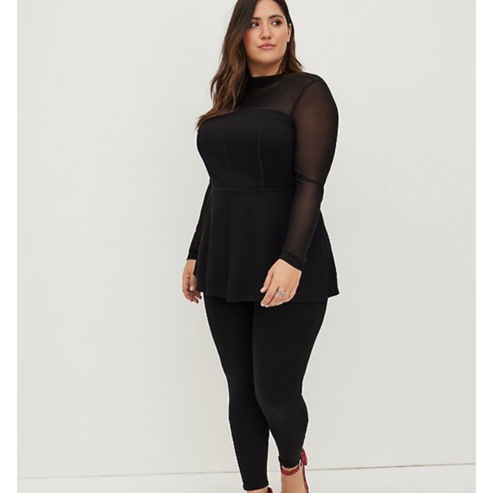 NWT TORRID HIGH-NECK CORSET TOP - PONTE & MESH BLACK PLUS 1X